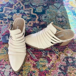 Heeled Mule - cream